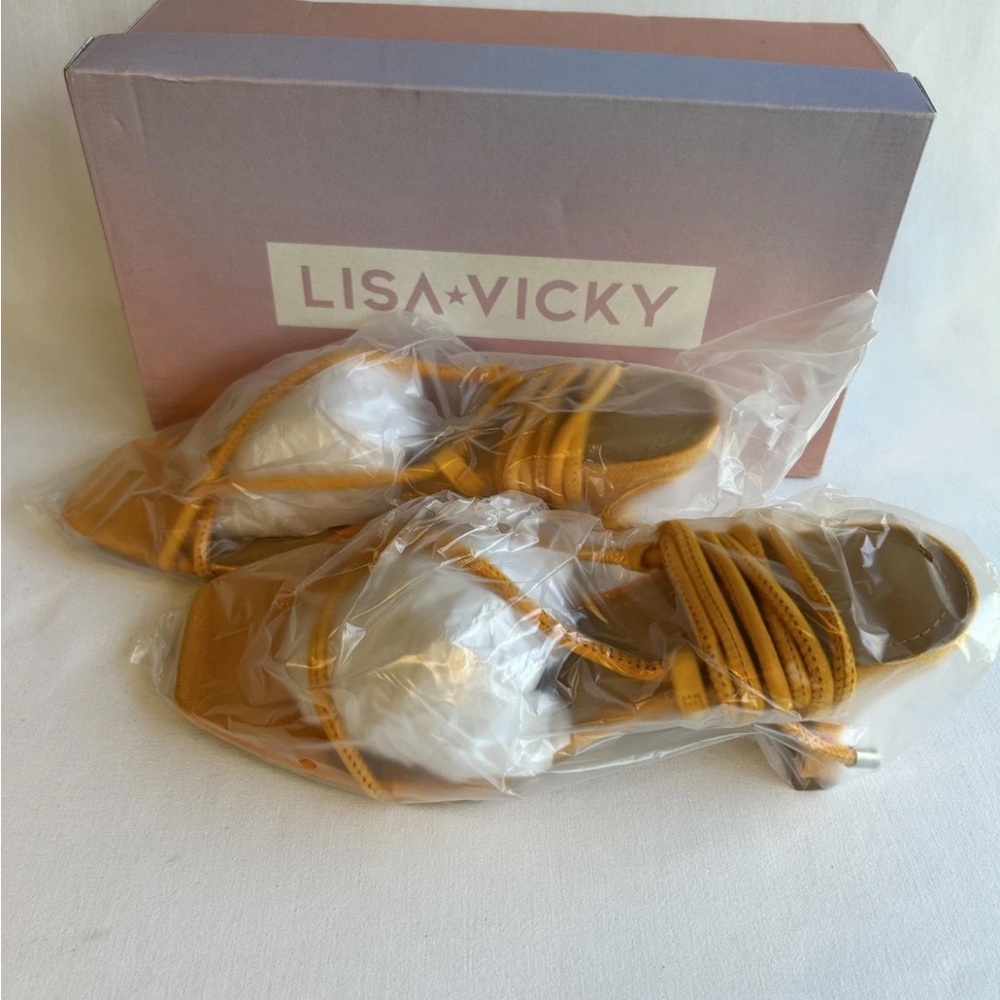 Lisa Vicky Sandals - Picture 5 of 8